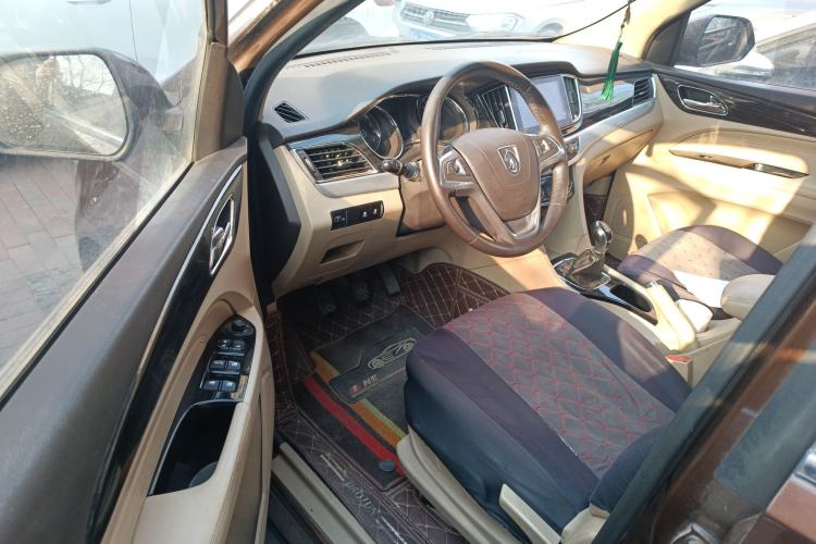 Used Baojun 730 2016 1.8L Manual Luxury Edition 7 Seats