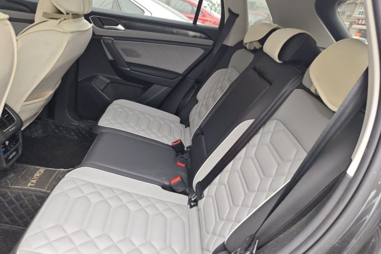 Used Volkswagen Tayron 2023 280TSI Two-Wheel-Drive Luxury Plus Advanced Version
