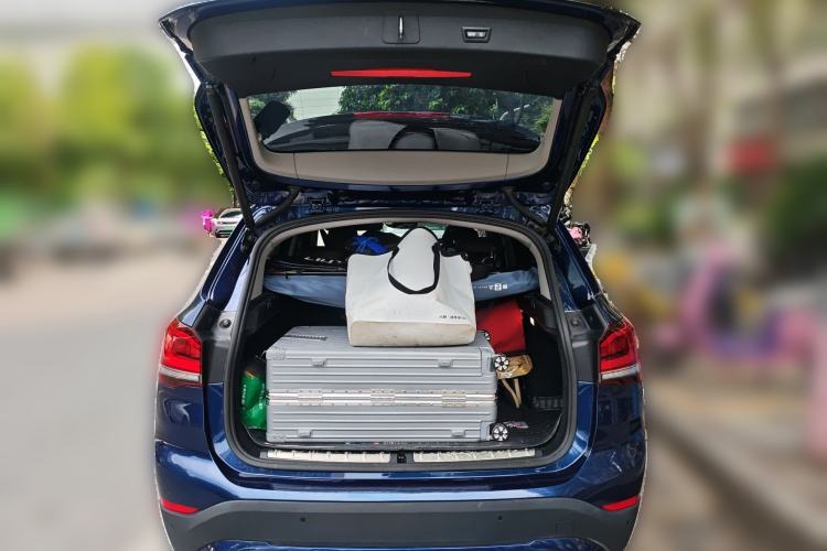 Used BMW X1 2020 sDrive25Li Leading Model Trunk