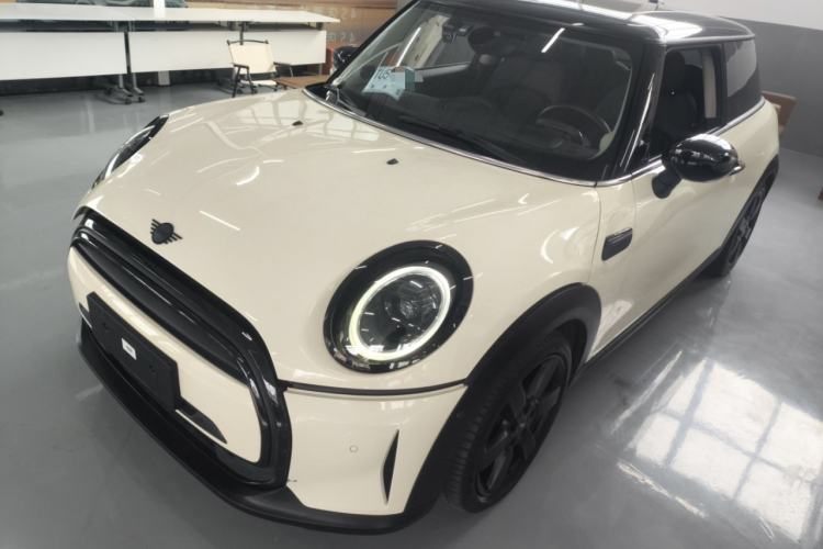 Used MINI MINI 2023 1.5T COOPER Artist