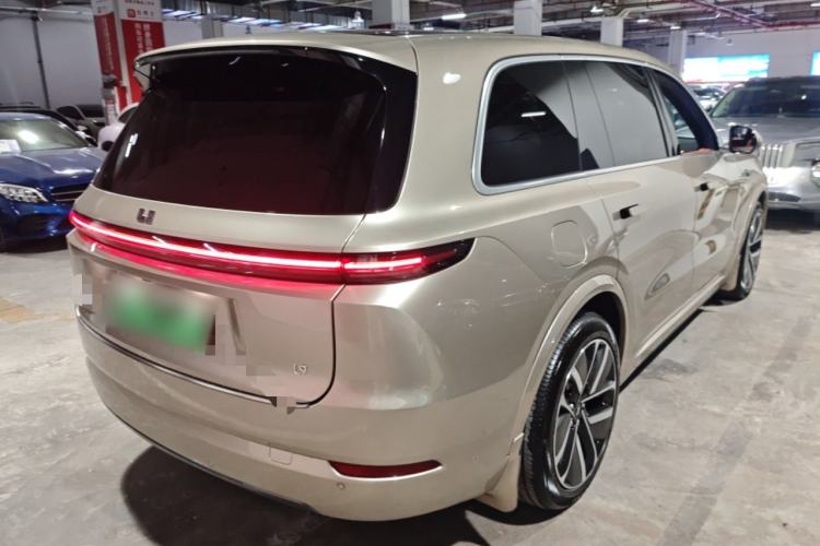 Used Li Auto L9 2022 Max model Rear Right 45 Deg