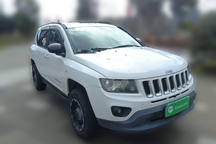 Used Jeep Compass 2014 2.4L four-wheel drive sport version
