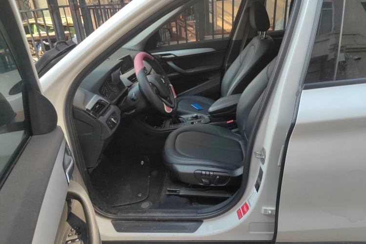 Used BMW X1 2016 sDrive18Li Fashion Model Left Front Seat