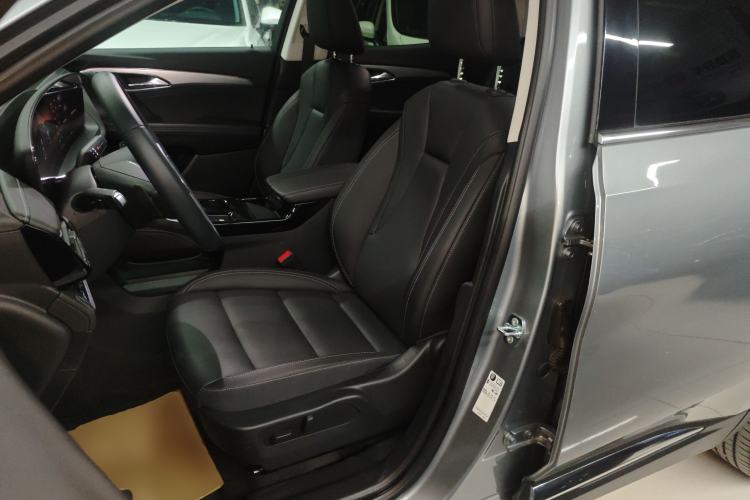 Used Buick Envision 2025 25T Entry-Grade Platinum Edition