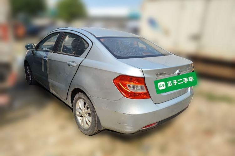 Used Brilliance H230 2012 1.5L AMT Sunroof Version
