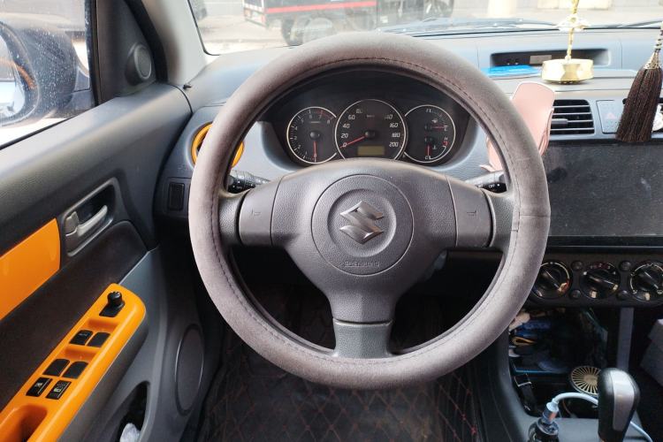 Used Suzuki Swift 2016 1.5L Automatic Fashionable Coolplay Edition