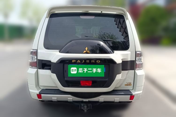 Used Mitsubishi Pajero 