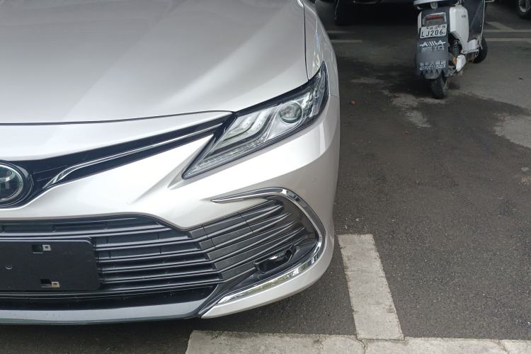 Used Toyota Camry 2021 2.5G Luxury Edition Left Front Headlight