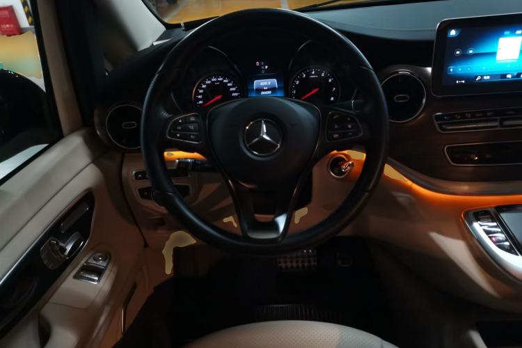 Used Mercedes-Benz V-Class 2021 V 260 L Long-wheelbase Luxury Edition