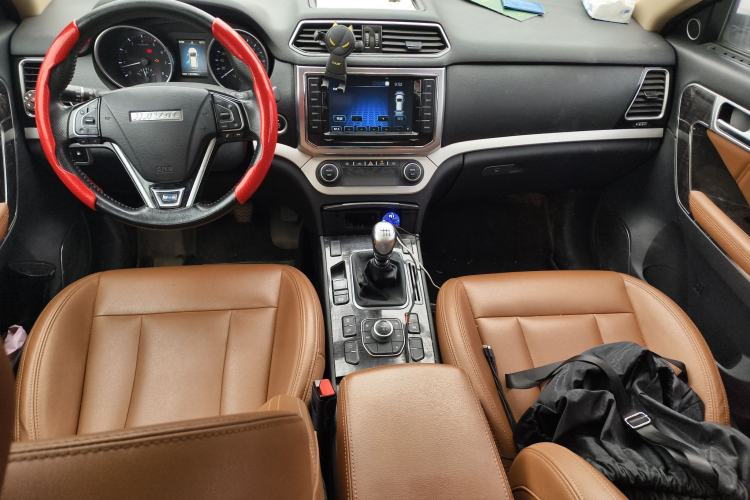 Used Haval H6 Coupe 2015 Blue-Label Facelift 2.0T Manual Two-Wheel Drive Urban Version
