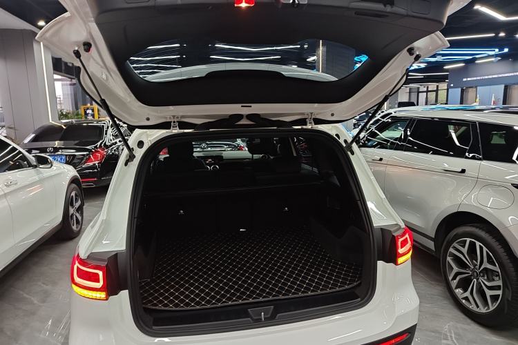 Used Mercedes-Benz GLB 2023 GLB 200 Dynamic Edition Trunk