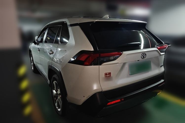 Used Toyota RAV4 2020 2.0L CVT Two-Wheel Drive Fashion Edition Rear Left 45 Deg