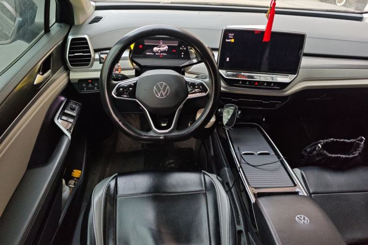 Used Volkswagen ID.6 CROZZ 2021 Long-Range PURE+ Edition Steering Wheel