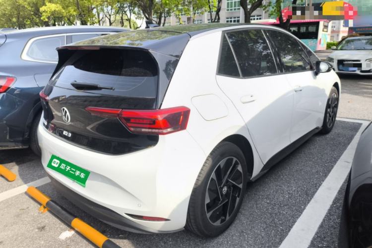 Used Volkswagen ID.3 2025 Smart Edition Outstanding Model Rear Right 45 Deg