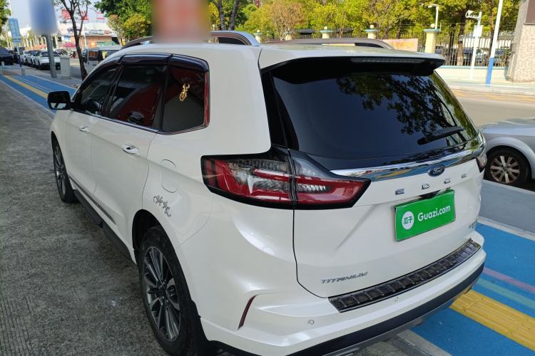 Used Ford Edge 2021 PLUS EcoBoost 245 Two-Wheel-Drive Titanium 7-Seater
