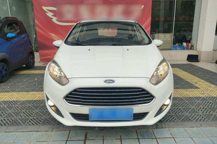Used Ford Fiesta 2013 Hatchback 1.5L Automatic Fashion Edition
