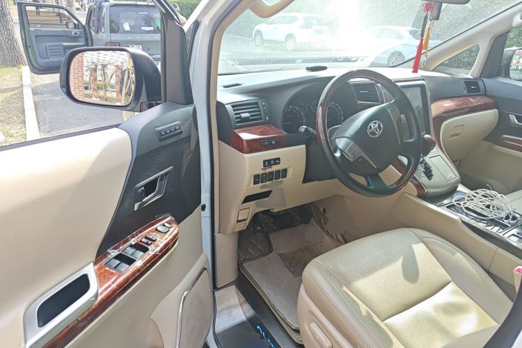Used Toyota Alphard 2011 3.5L Luxury Edition