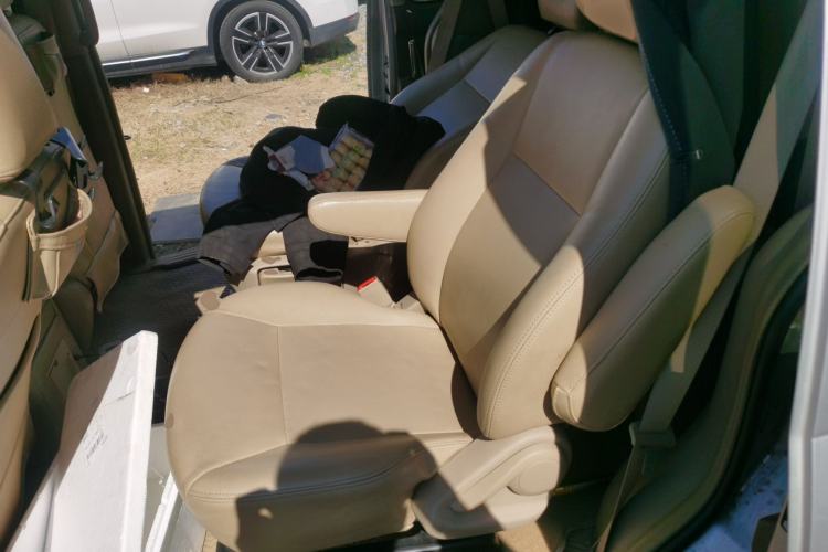 Used Buick GL8 2014 2.4L Classic Edition
