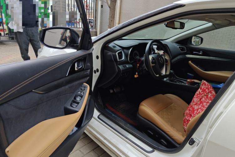 Used Nissan Maxima 2016 2.5L XV Ultimate Edition Driver Seat