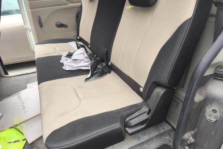 Used CHANGAN KUAYUE Xing V7 2022 1.6L Gasoline Luxury Model 2-Door Dual-Swing Doors DAM16KR Left Rear Seat