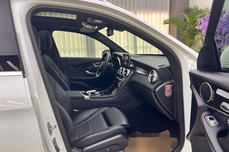 Used Mercedes-Benz GLC 2016 GLC 260 4MATIC Dynamic Edition
