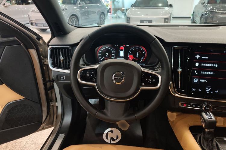 Used Volvo V90 2019 Cross Country T5 AWD Smart Range Version China V Standard
