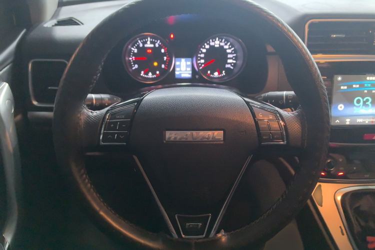 Used Haval M6 2019 1.5T Manual Two-Wheel Drive Elite Version China VI Standard Steering Wheel