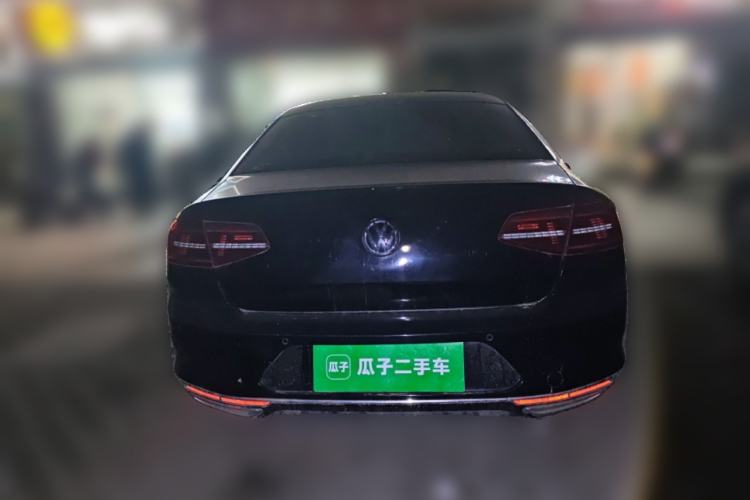 Used Volkswagen Magotan 2017 330TSI DSG Luxury Model Rear