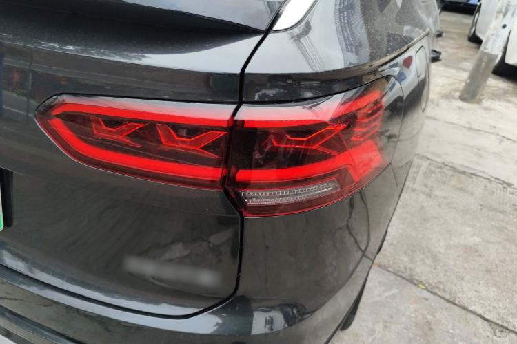 Used Volkswagen Tayron X 2020 330TSI Two-Wheel Drive Luxury Smart Connectivity Version Right Rear Taillight