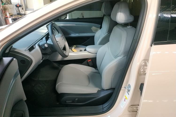 Used XPeng MONA M03 2024 620 with Ultra-Long Range
