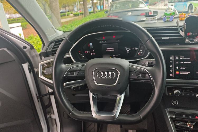 Used Audi Q3 2022 35 TFSI Fashion Dynamic Model