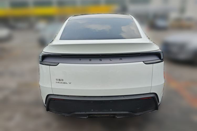 Used Tesla Model Y 2025 Rear-Wheel-Drive Version