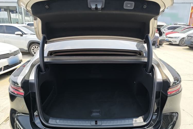 Used VOYAH Lantu Chiguang L 2026 Four-Wheel-Drive Ultra
