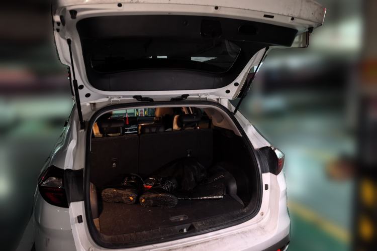 Used Hyundai Tucson 2020 280TGDi Two-Wheel-Drive GLS Smart Connectivity Version China VI Standard Trunk