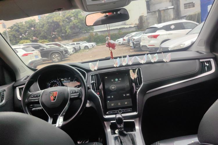 Used Roewe RX5 2016 20T Two-Wheel Drive Automatic Internet Smart Edition