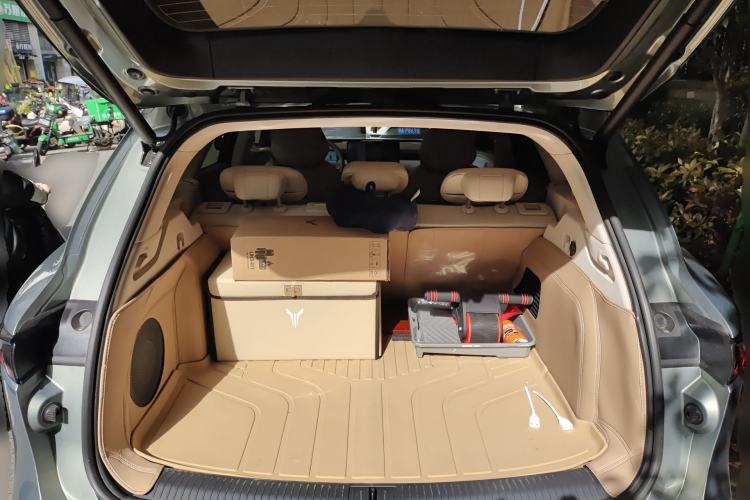 Used VOYAH FREE 2025 Model FREE+ Rear-Drive Qiankun Edition Trunk