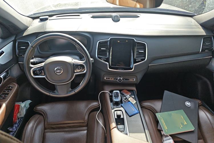 Used Volvo XC90 New Energy 2022 E-Drive Hybrid T8 Luxury Flagship 7-Seater