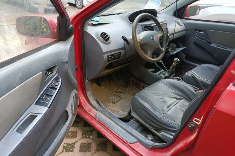 Used Geely Auto Diamond 2014 Sedan 1.5L Manual Entry-Level Model
