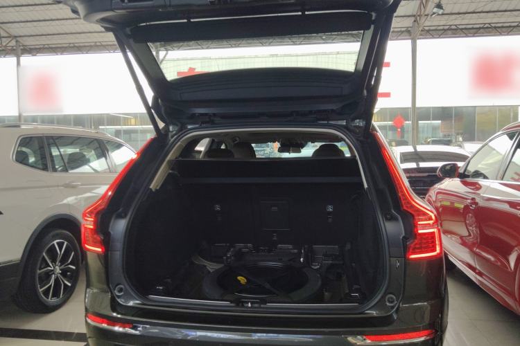 Used Volvo XC60 2019 T5 4x4 Smart Edition China VI Standard
