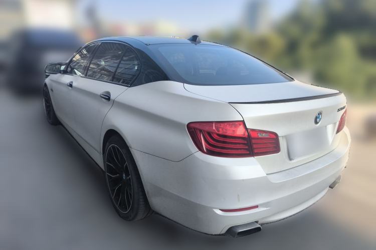 Used BMW 5 Series 2014 535Li Leading Model
