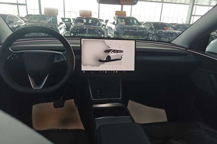 Used Tesla Model Y 2025 Rear-Wheel Drive First Edition
