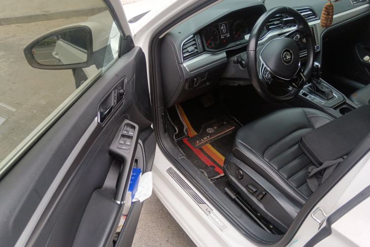 Used Volkswagen Lamando 2019 280TSI DSG Comfort Edition China VI standard
