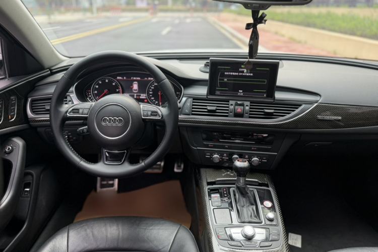 Used Audi A6 2017 Avant 35 TFSI Fashion Model
