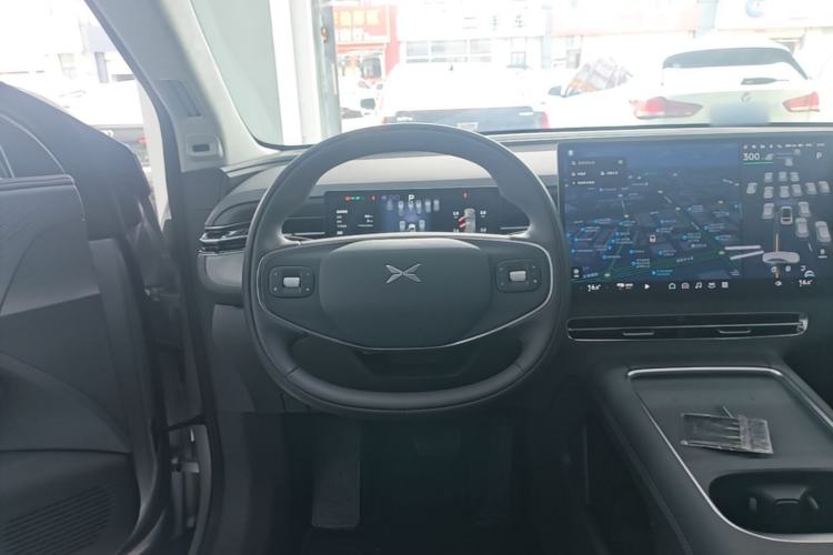 Used XPeng G6 2025 625 Long-Range Max Flagship Edition Steering Wheel