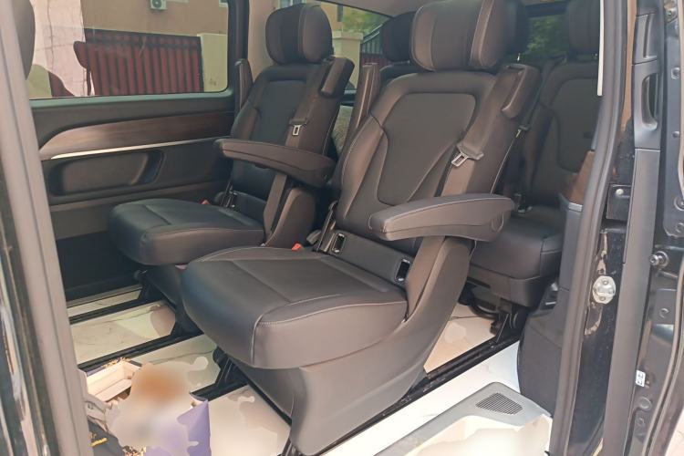 Used Mercedes-Benz V-Class 2022 V 260 Avantgarde Edition