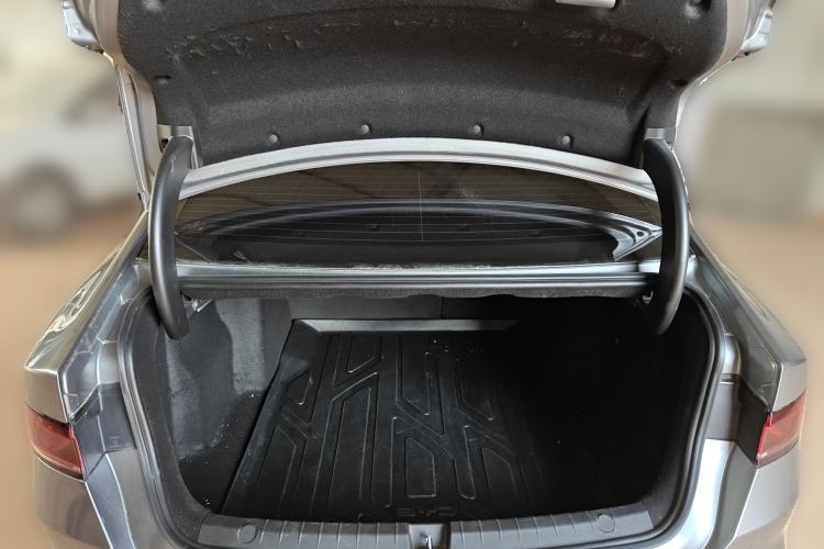 Used BYD Qin PLUS 2024 Honor Edition EV 510KM Leading Model