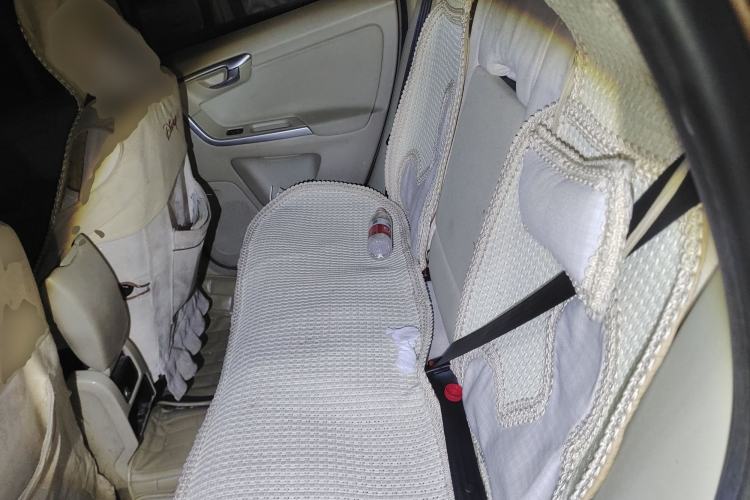 Used Volvo XC60 2010 T6 AWD Comfort Edition
