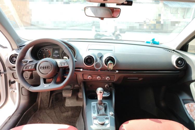 Used Audi A3 2017 Sportback 35 TFSI Fashion Model
