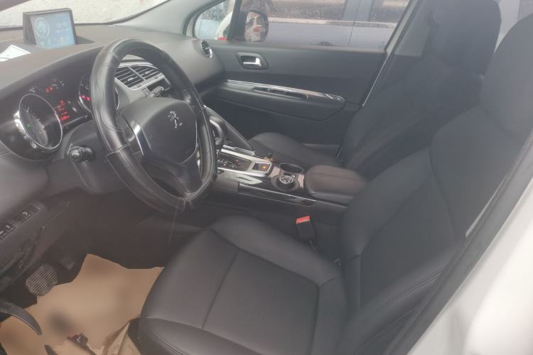 Used Peugeot 3008 2015 1.6THP Automatic Classic Edition Left Front Seat