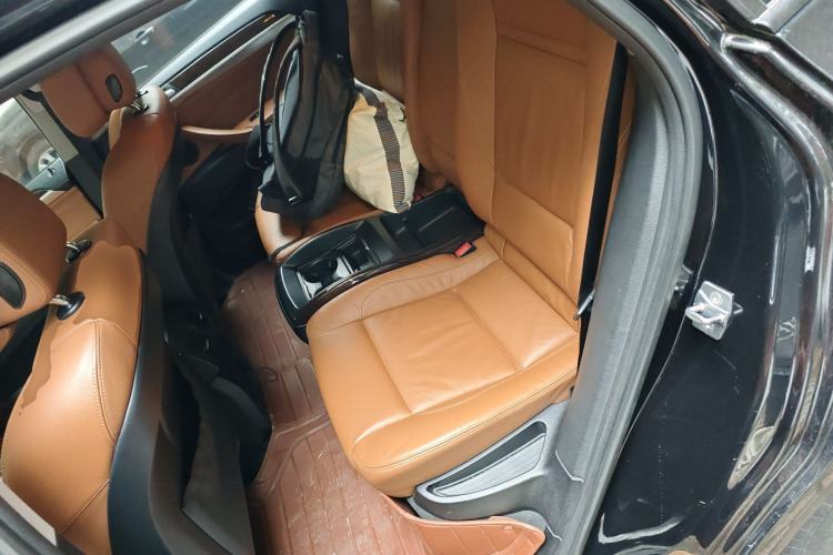 Used BMW X6 2011 xDrive35i Left Rear Seat